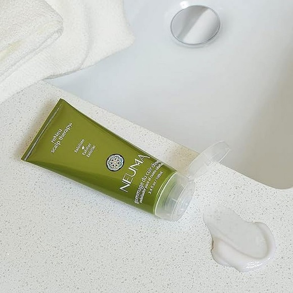 Neuma Scalp Therapy Hair Exfoliant - Picture 3 of 4